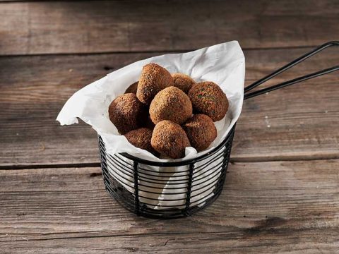 croquetas de calamares en su tinta Las Tortillas de Europa